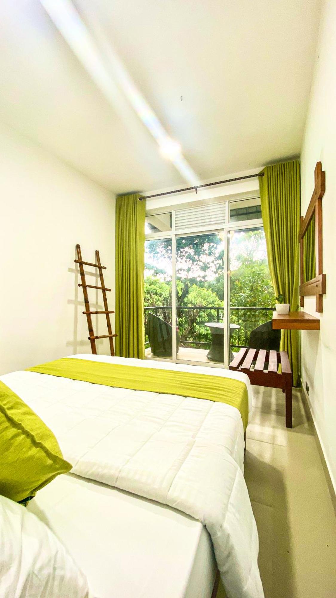 90 Degrees Ella Hotel Bagian luar foto