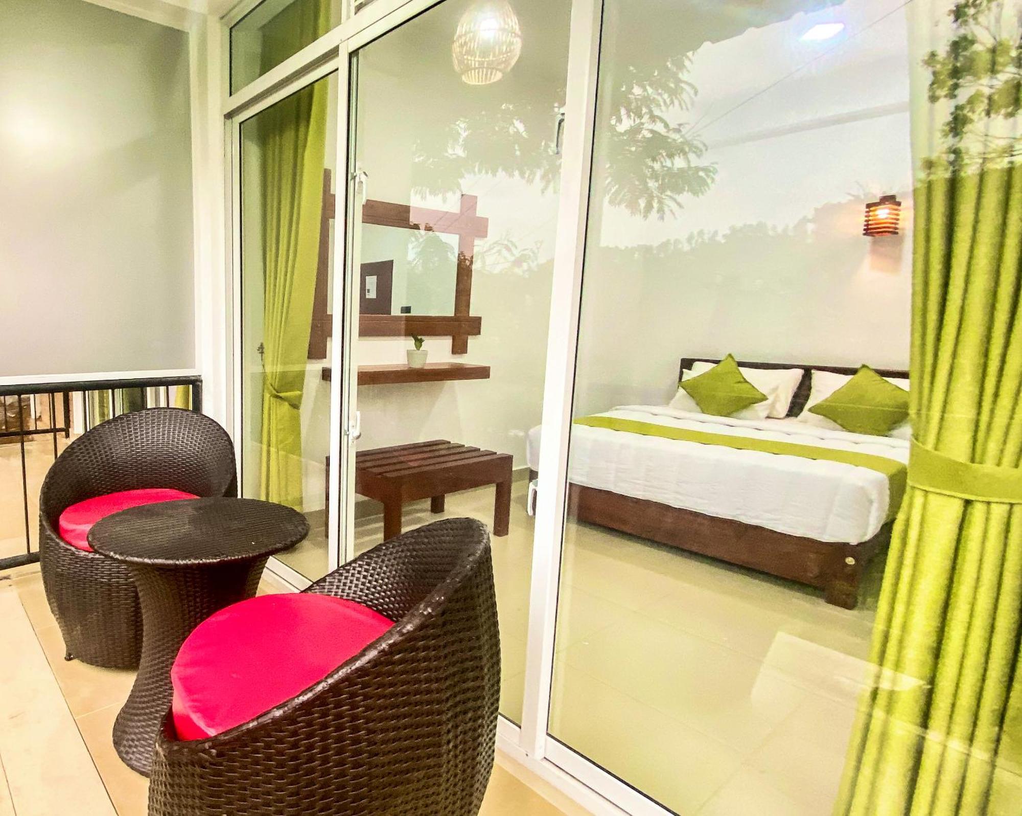 90 Degrees Ella Hotel Bagian luar foto