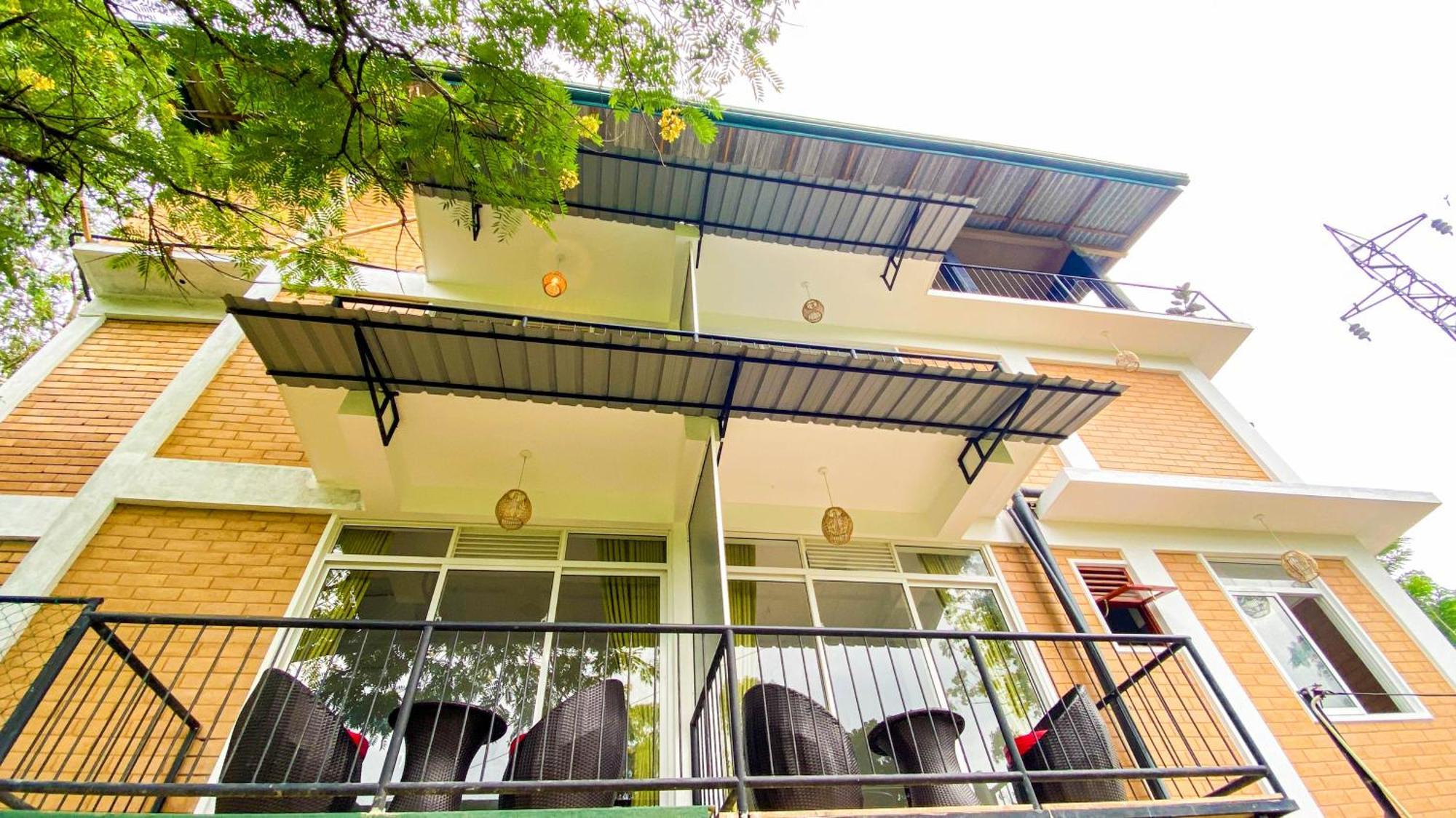 90 Degrees Ella Hotel Bagian luar foto
